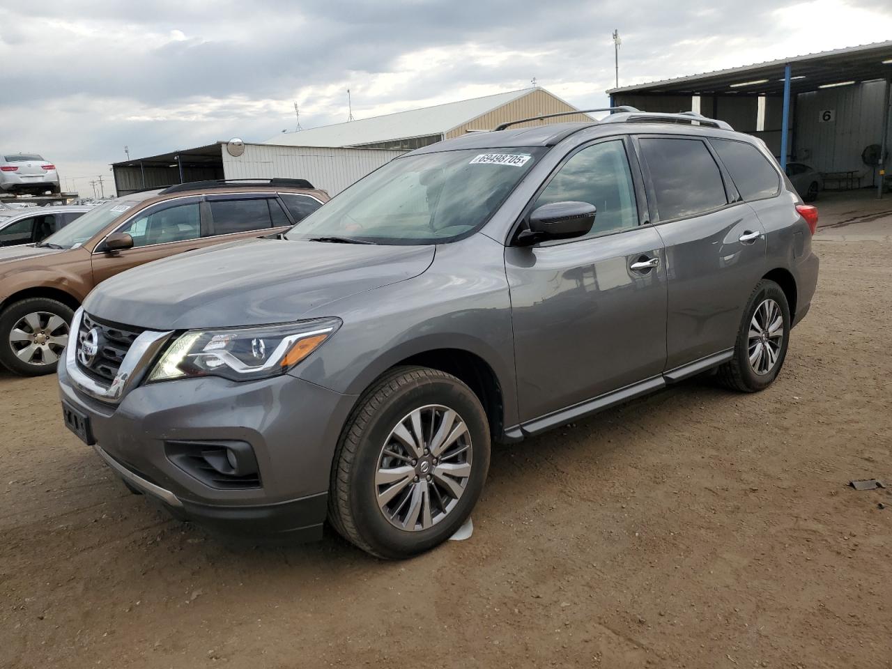 NISSAN PATHFINDER 2018