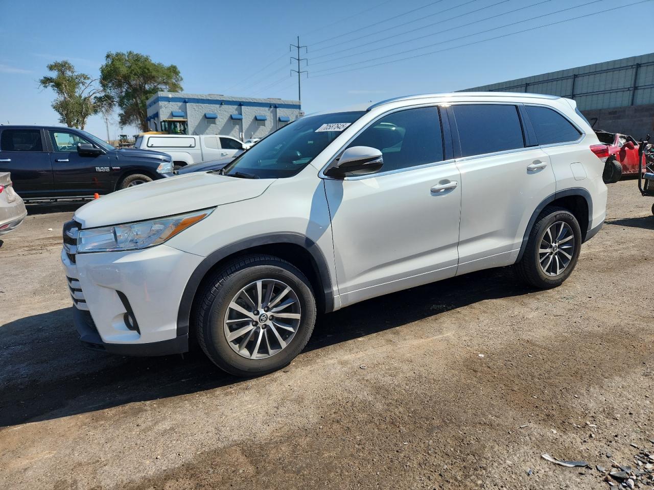 TOYOTA HIGHLANDER 2017