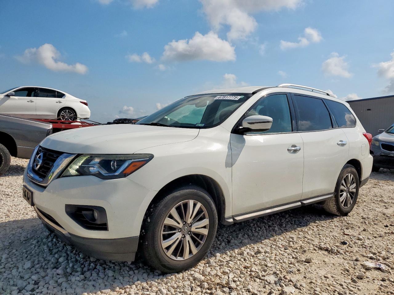 NISSAN PATHFINDER 2018