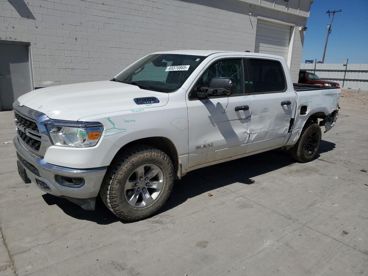 RAM 1500 BIG H 2023