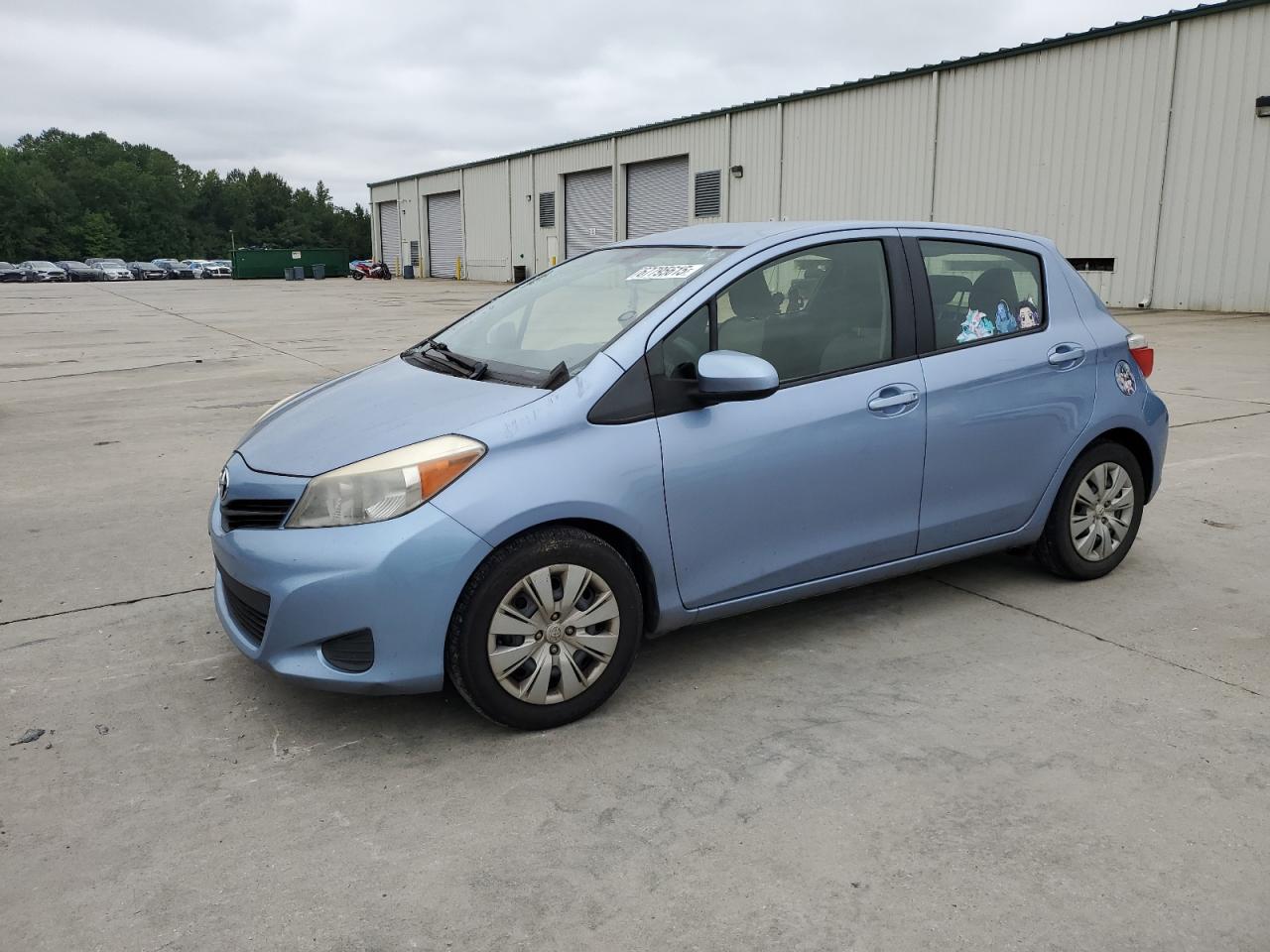 TOYOTA YARIS 2013