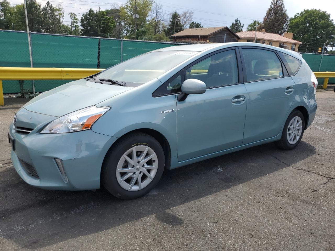 TOYOTA PRIUS V 2014