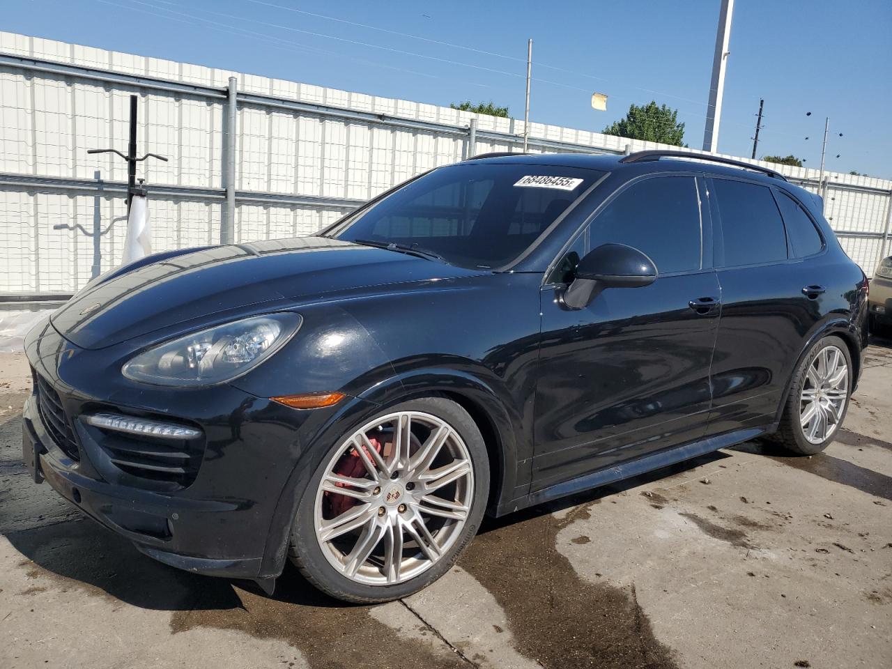 PORSCHE CAYENNE GTS 2013