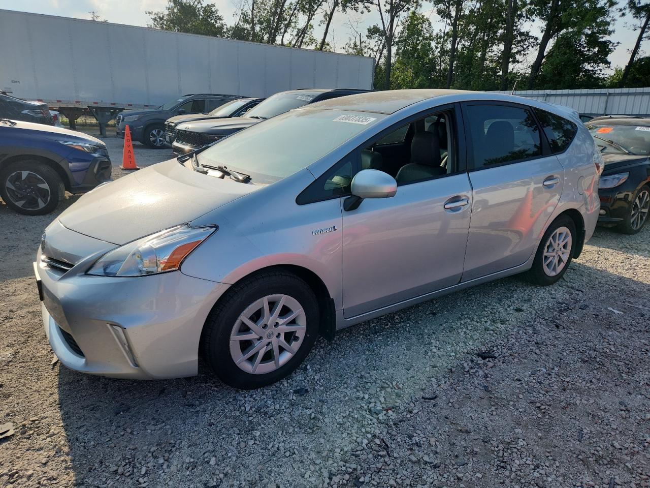 TOYOTA PRIUS V 2014