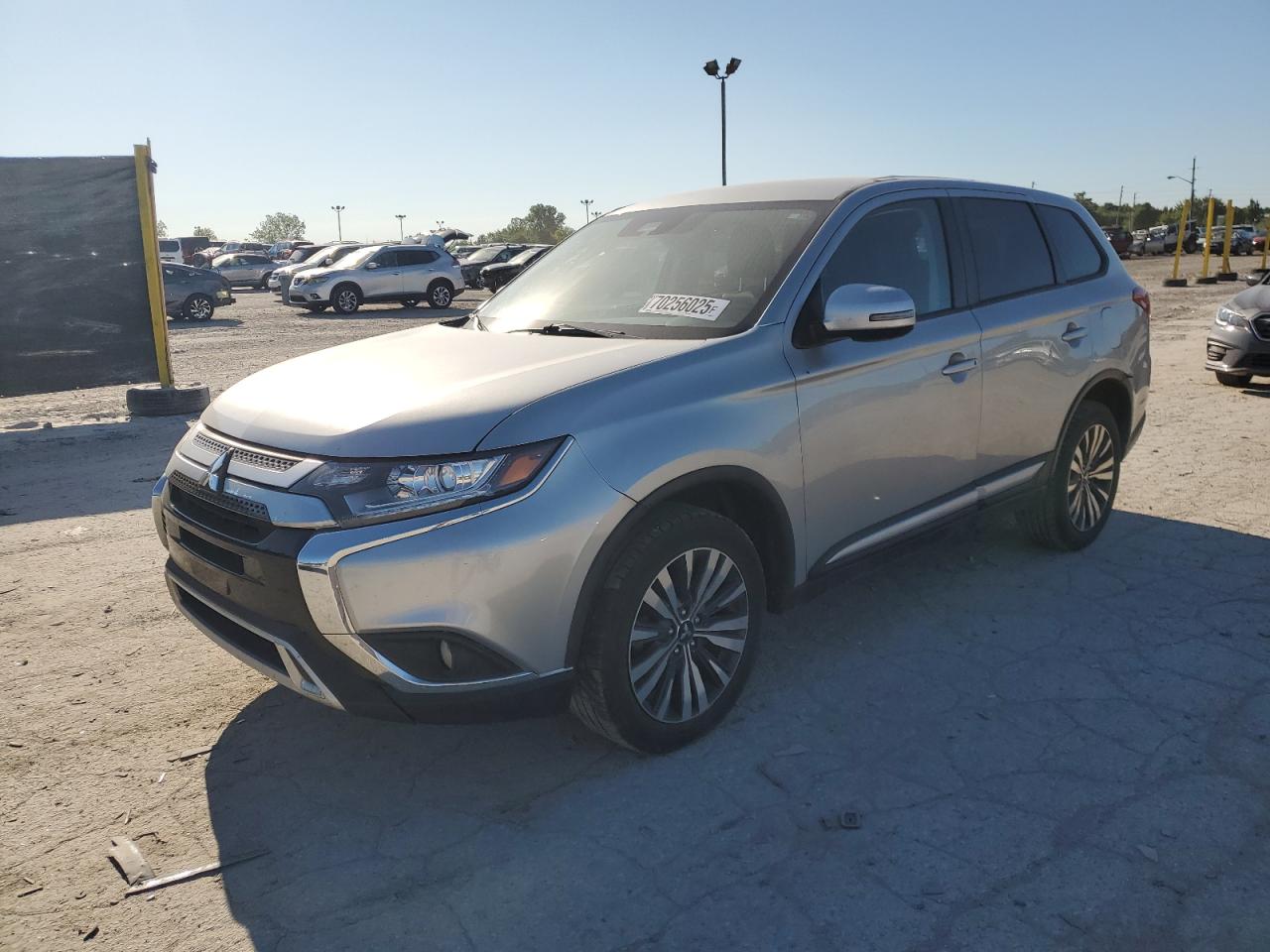 MITSUBISHI OUTLANDER 2020