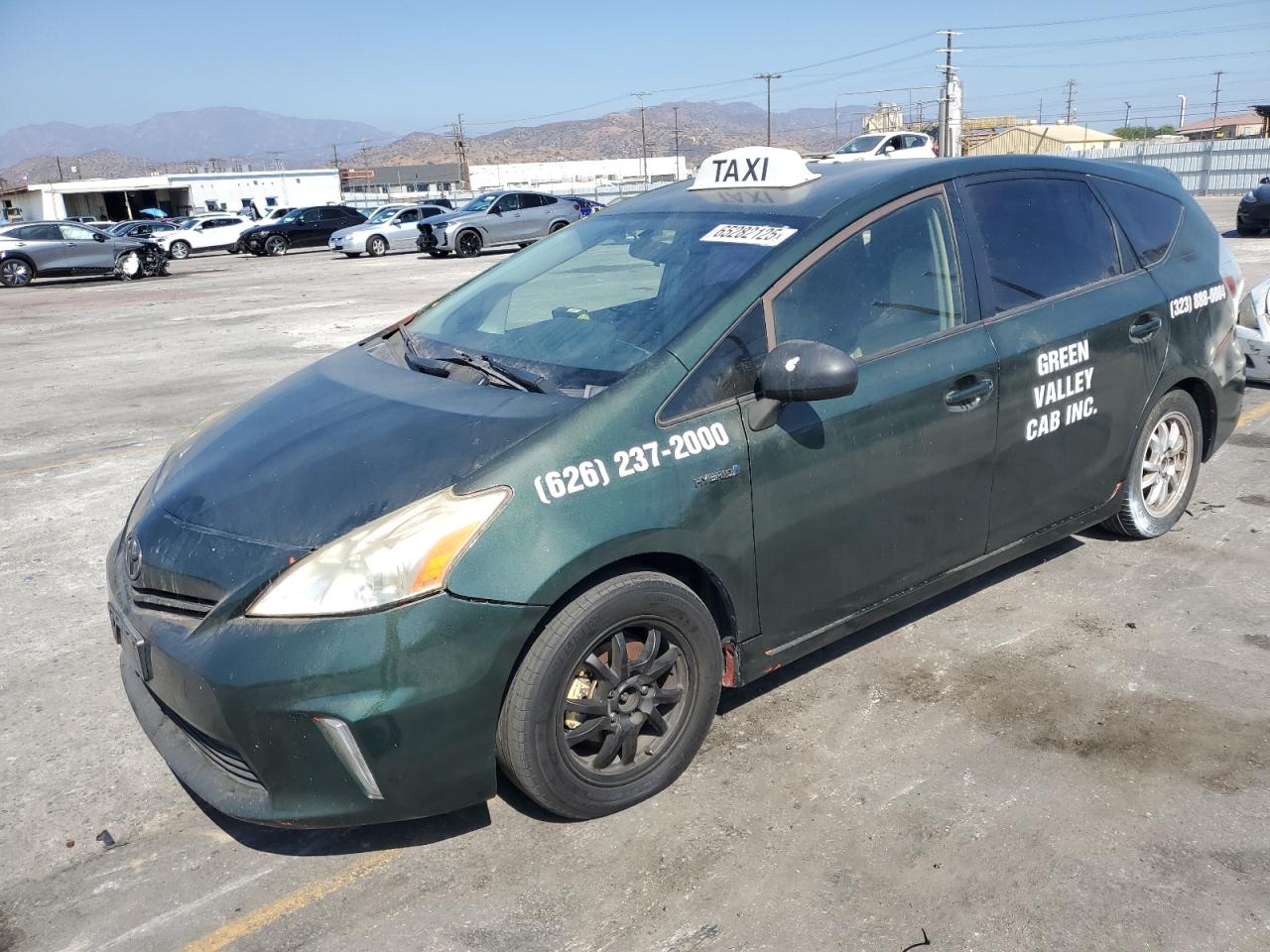 TOYOTA PRIUS V 2013