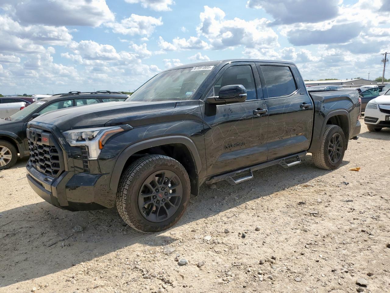 TOYOTA TUNDRA CRE 2024