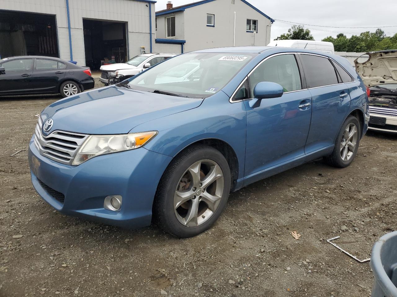 TOYOTA VENZA 2011