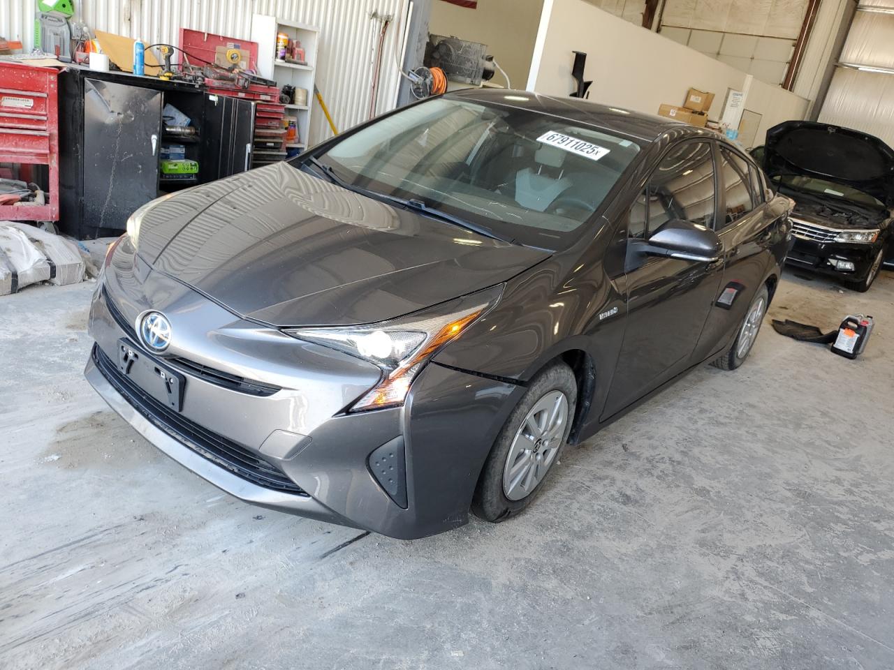 TOYOTA PRIUS 2017