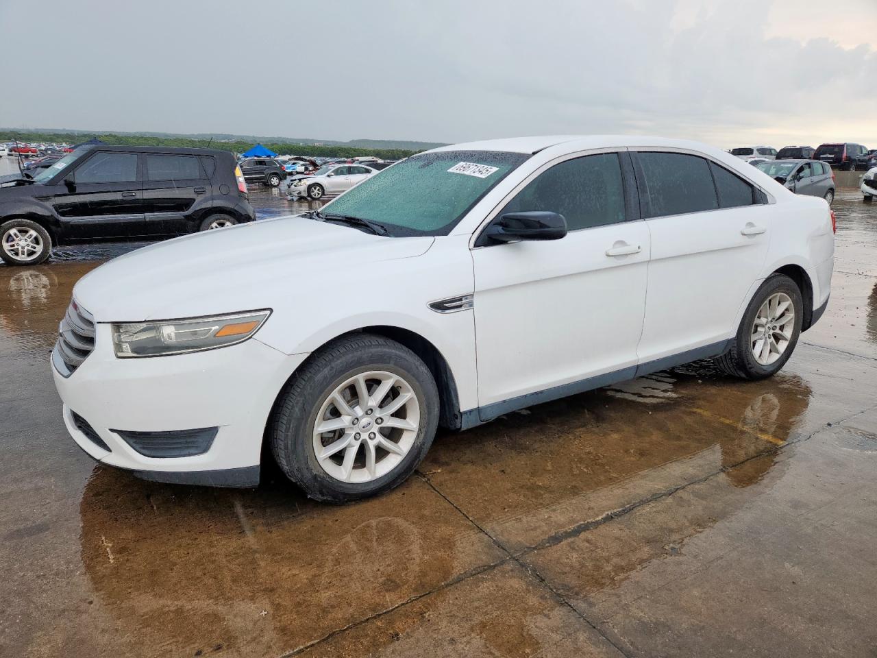 FORD TAURUS SE 2014