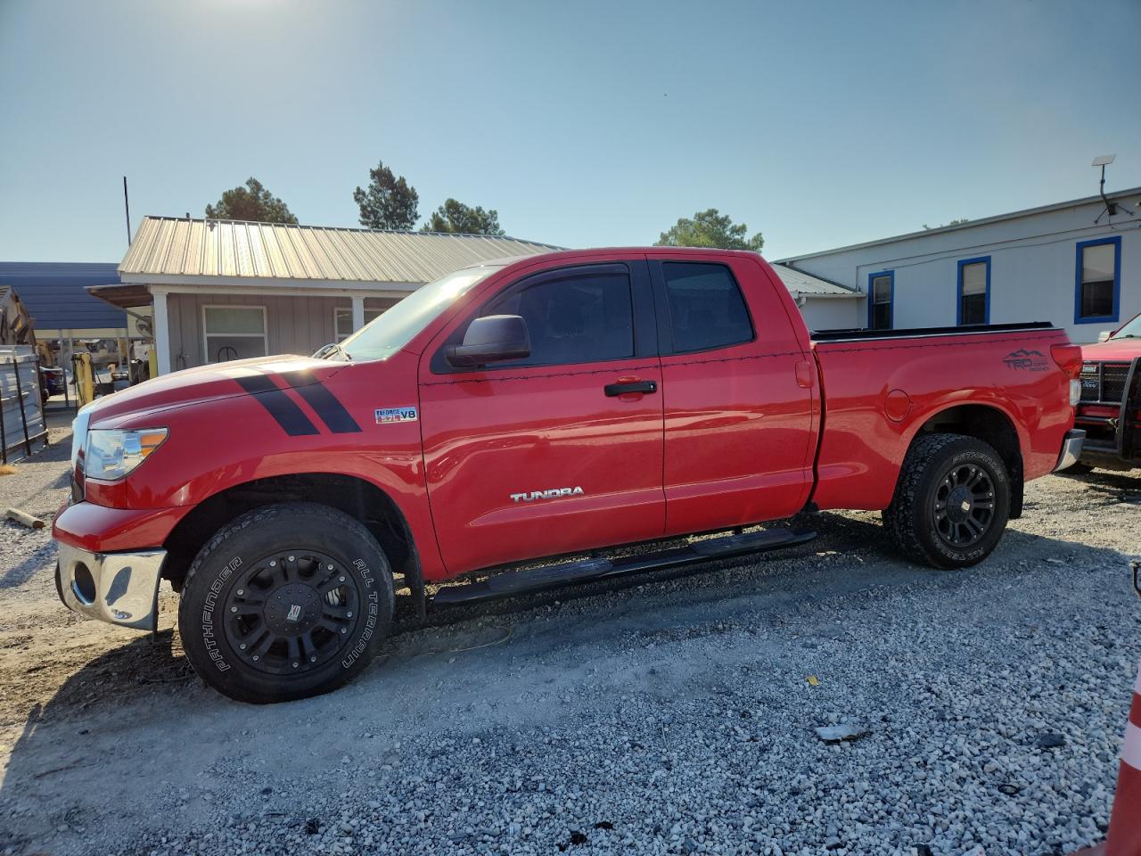 TOYOTA TUNDRA DOU 2011