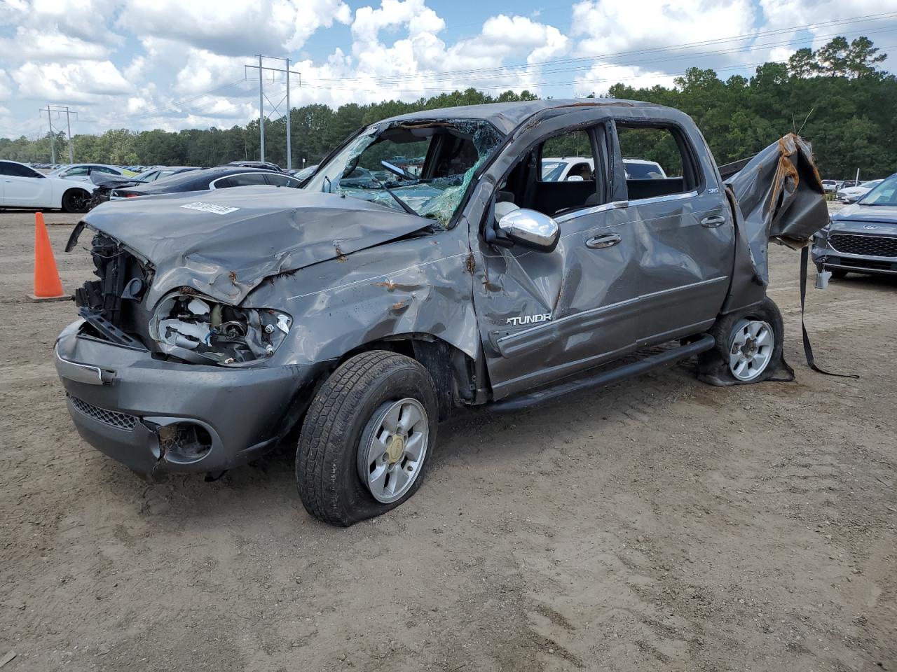 TOYOTA TUNDRA DOU 2005