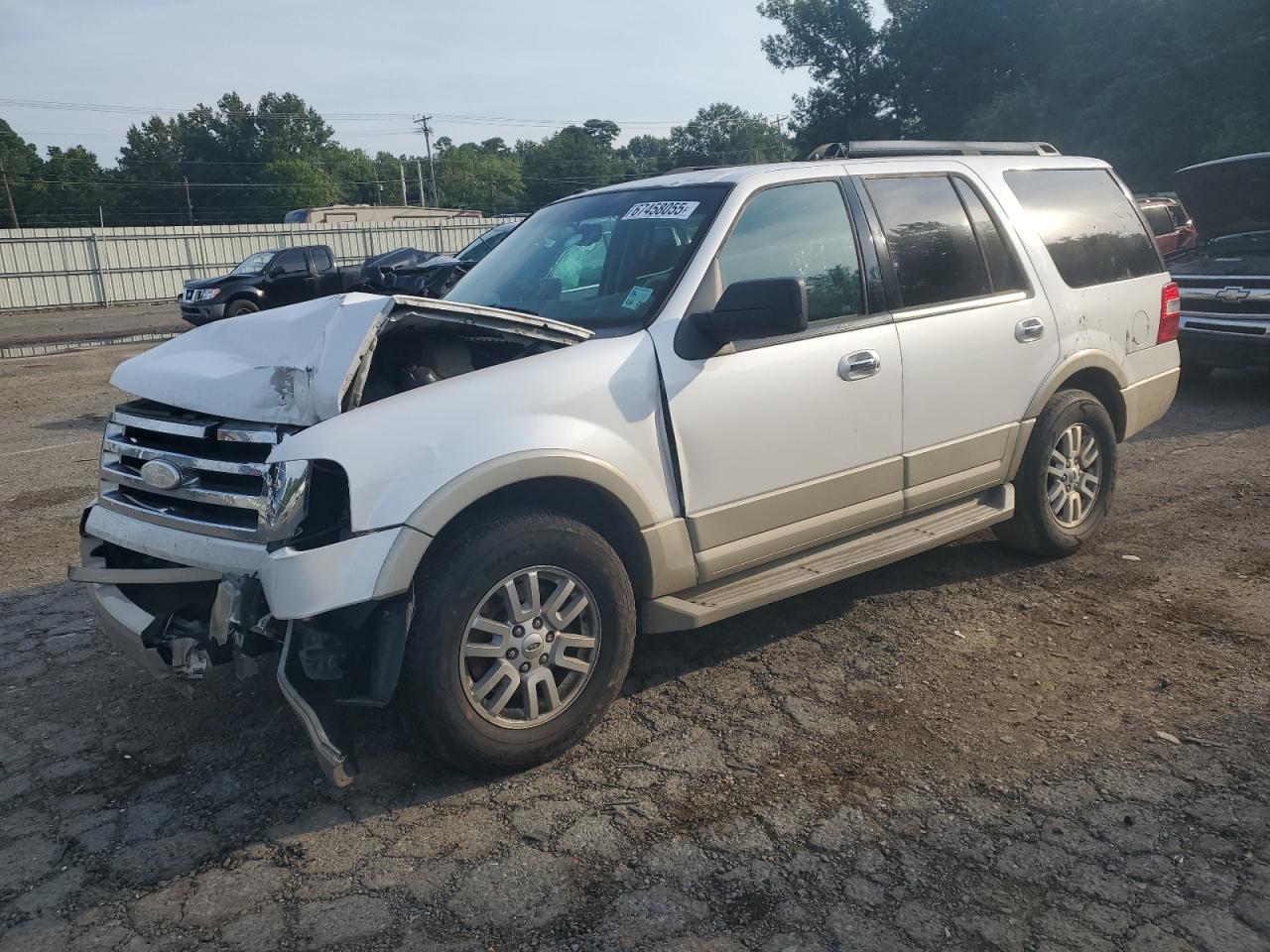FORD EXPEDITION 2010