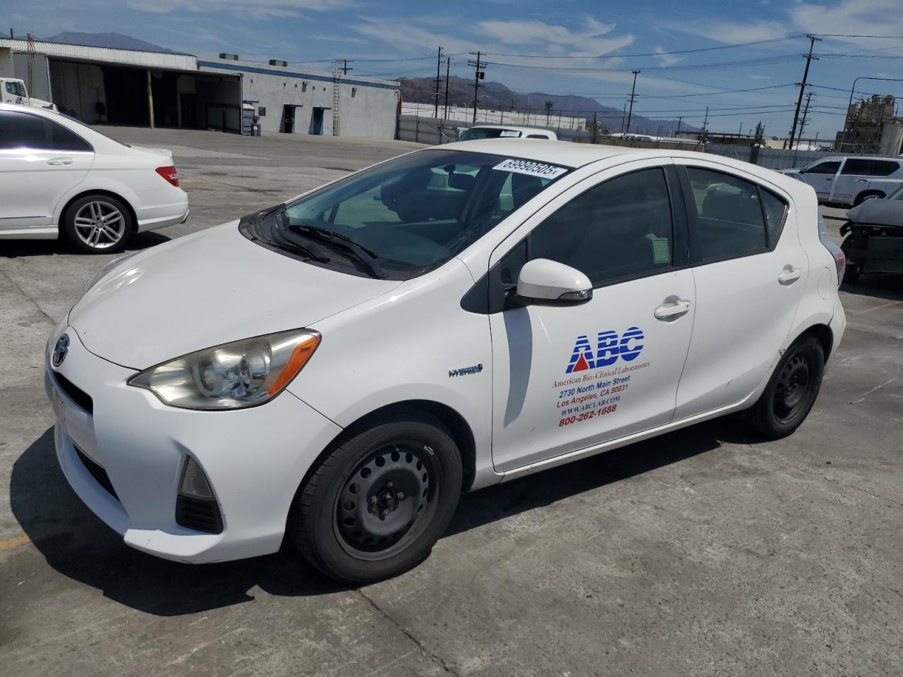 TOYOTA PRIUS C 2013