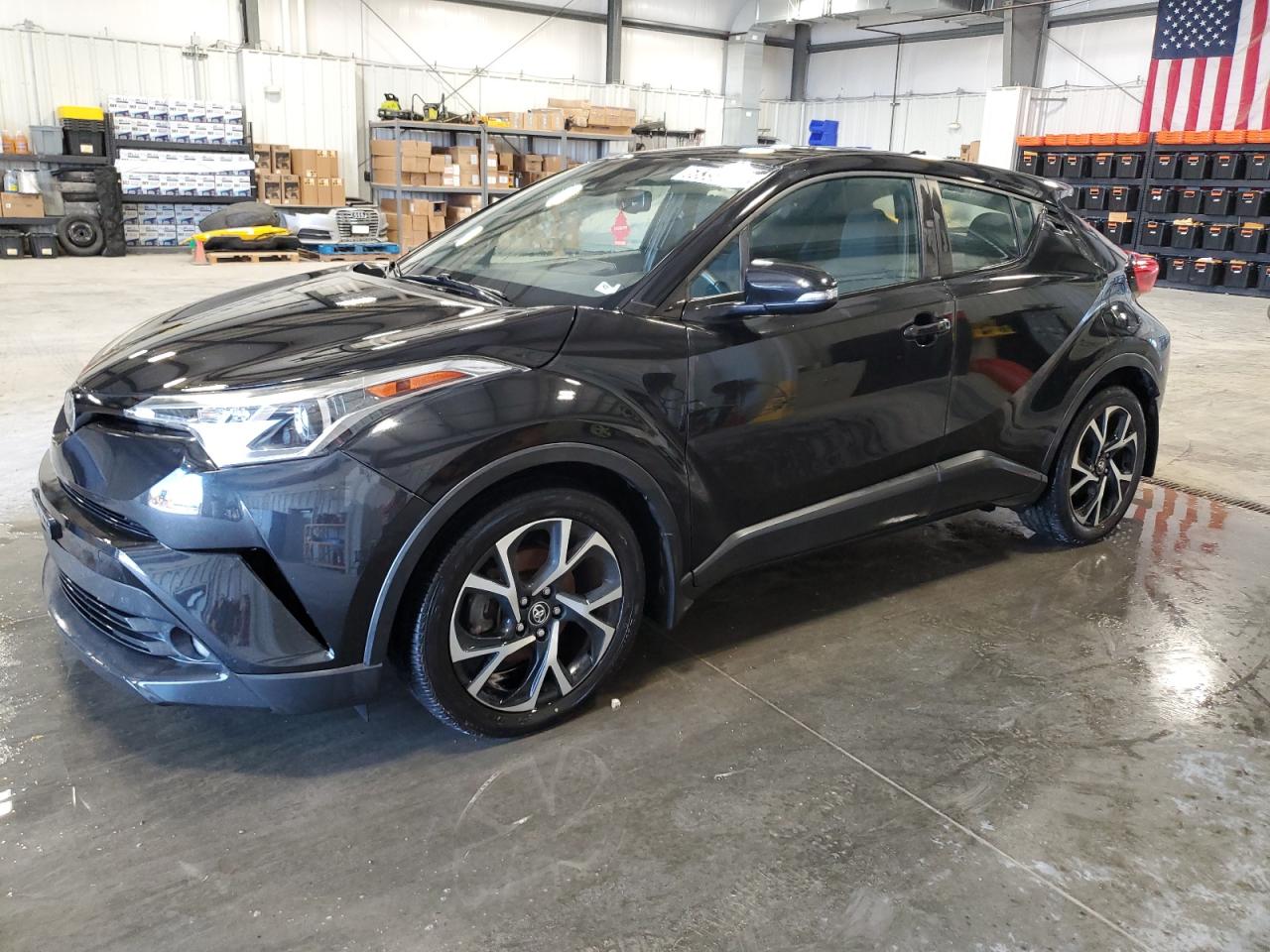 TOYOTA C-HR XLE 2018