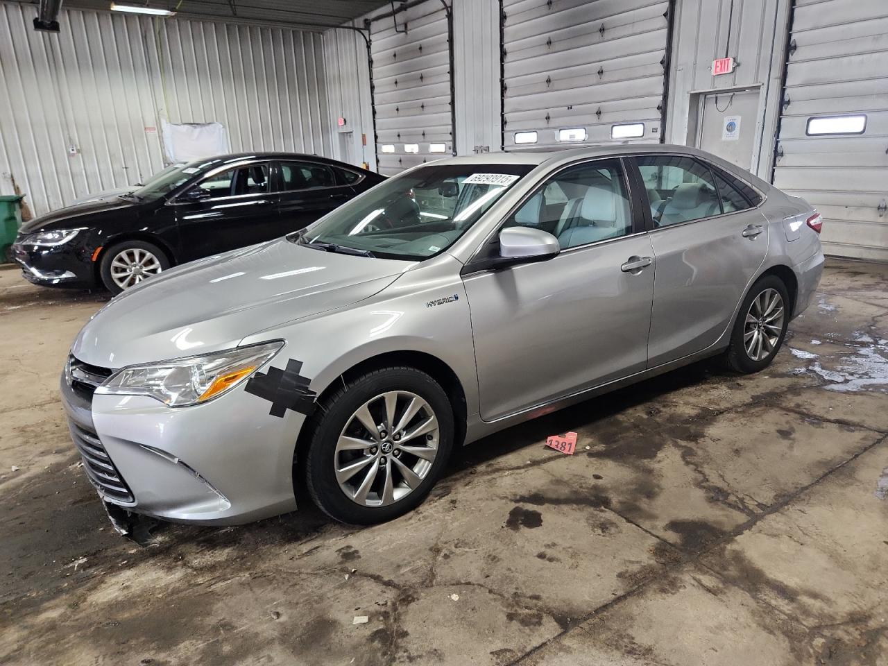 TOYOTA CAMRY HYBR 2017