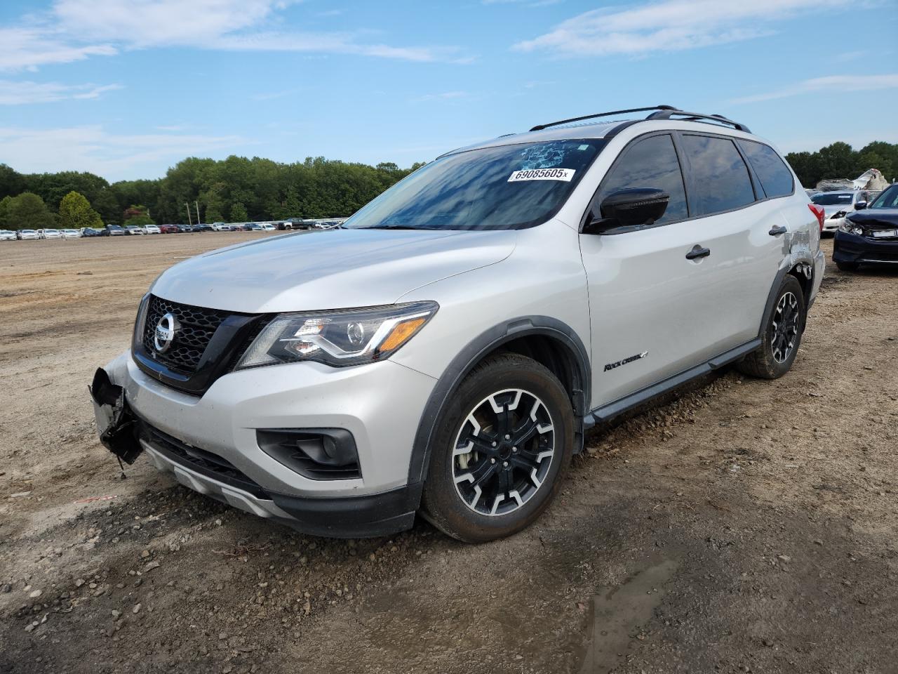 NISSAN PATHFINDER 2019