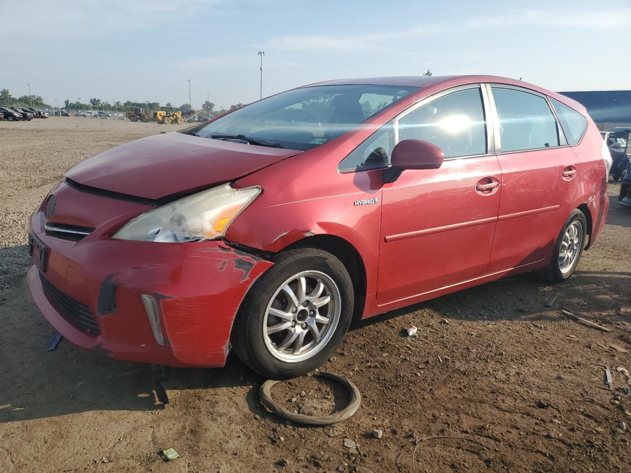 TOYOTA PRIUS V 2012