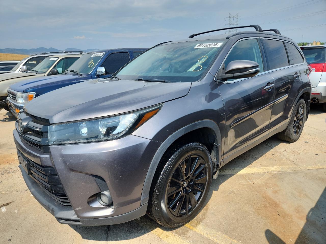 TOYOTA HIGHLANDER 2019