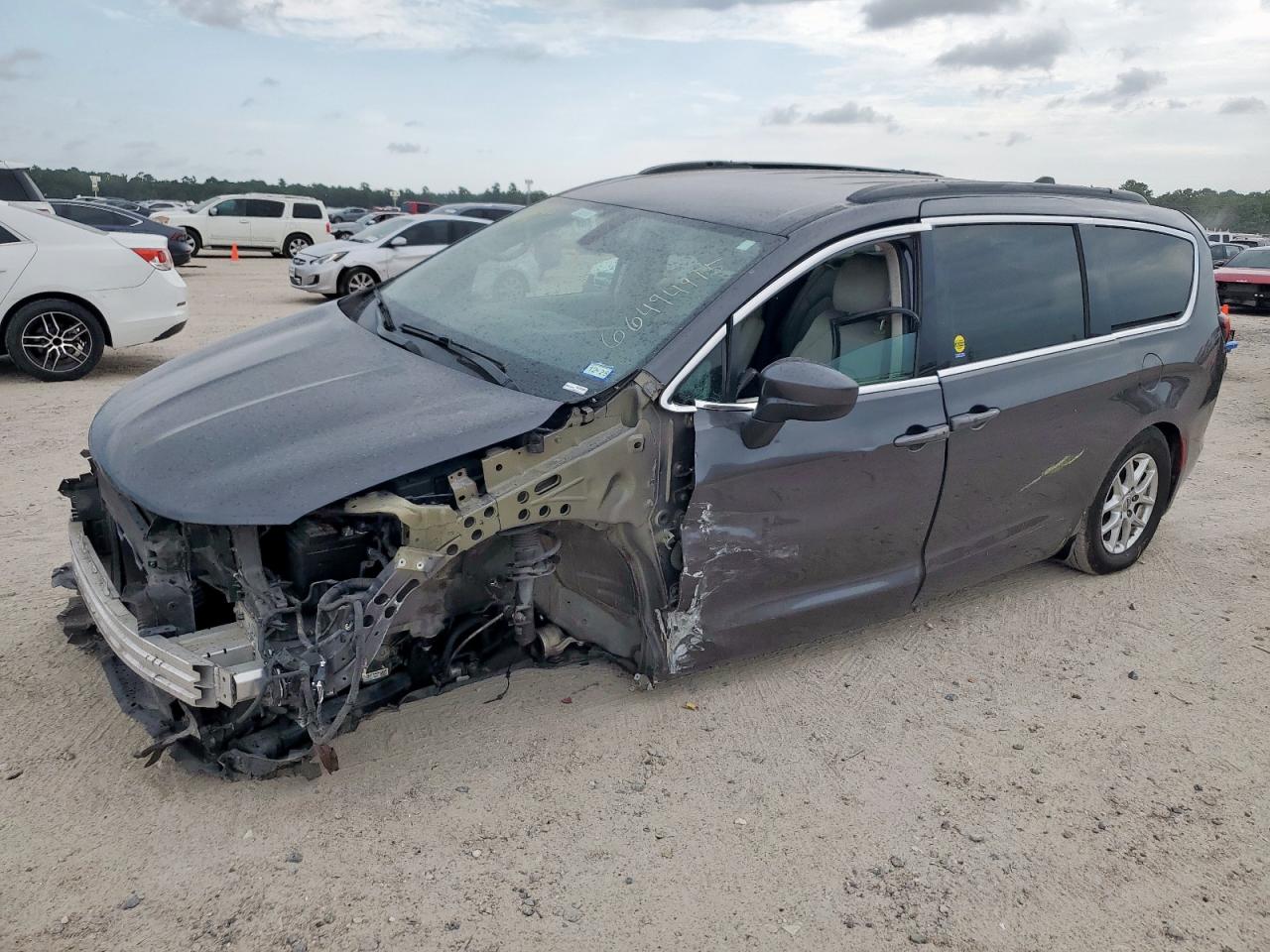 CHRYSLER VOYAGER LX 2021