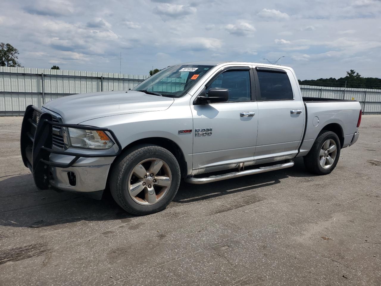 RAM 1500 SLT 2014
