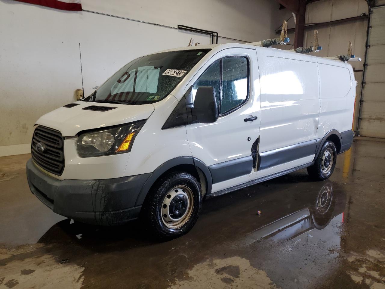 FORD TRANSIT T- 2015