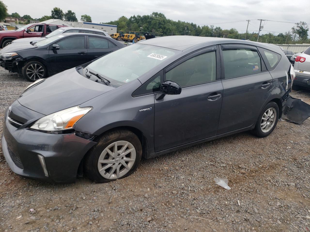 TOYOTA PRIUS V 2013