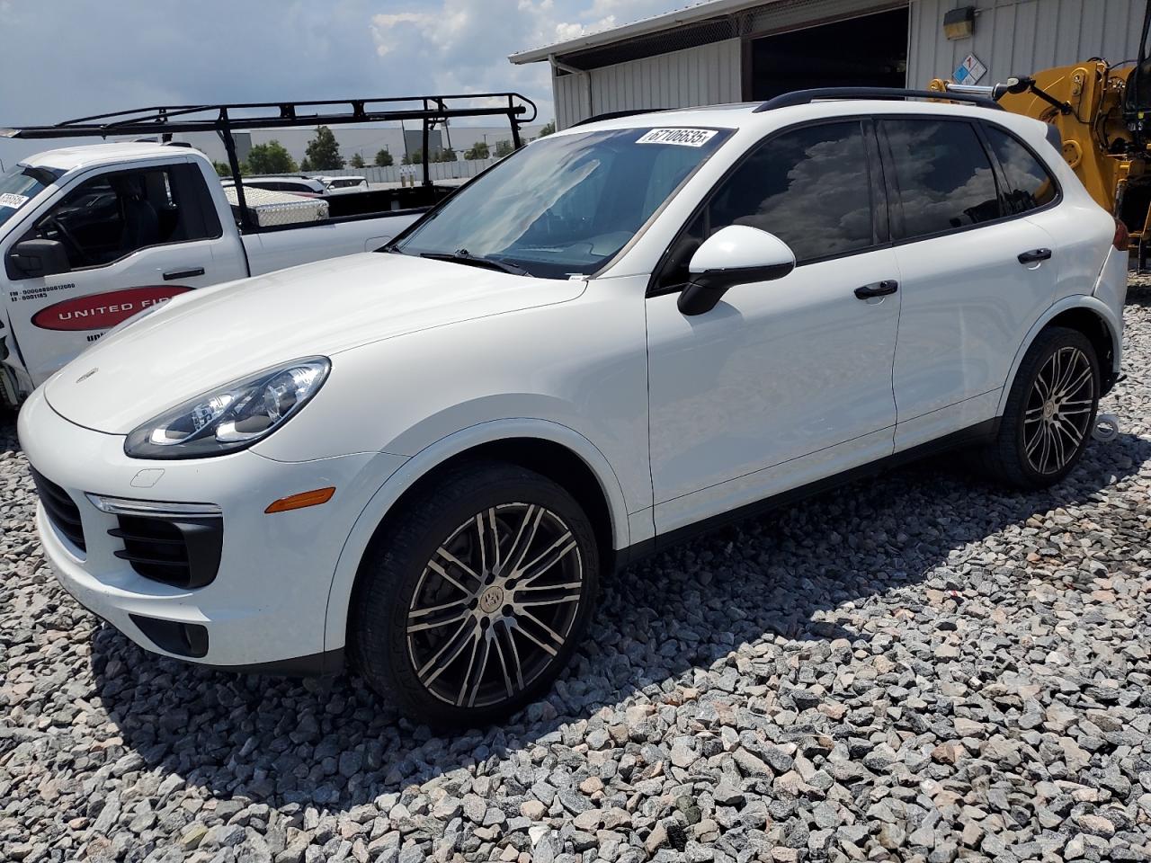 PORSCHE CAYENNE 2017