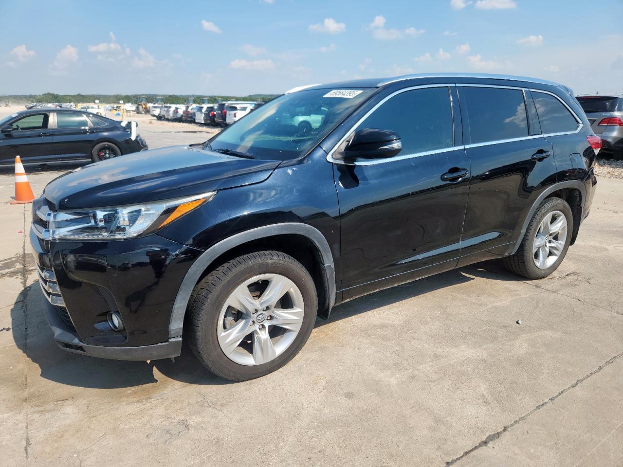 TOYOTA HIGHLANDER 2018