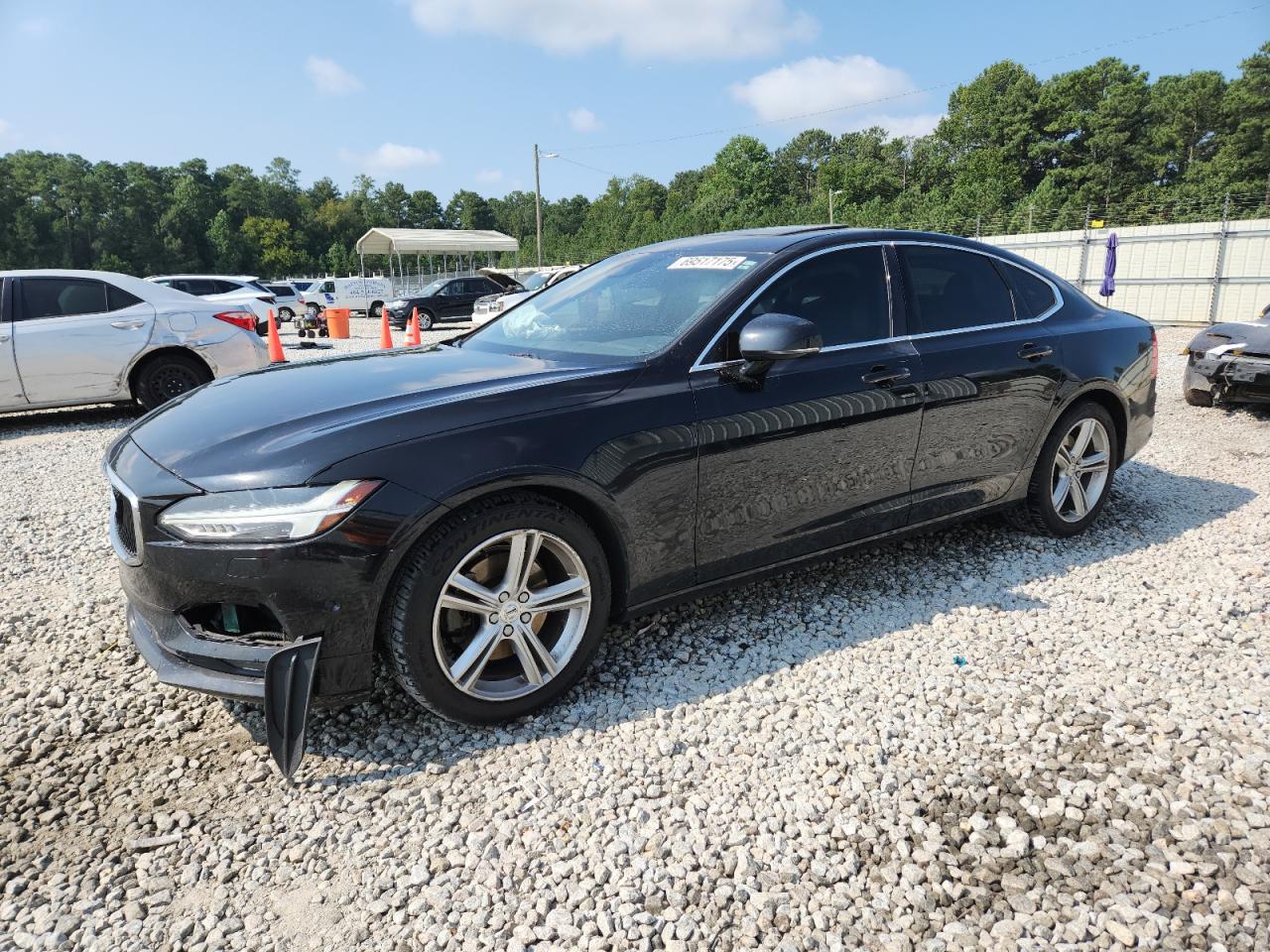 VOLVO S90 T5 MOMENTUM 2017