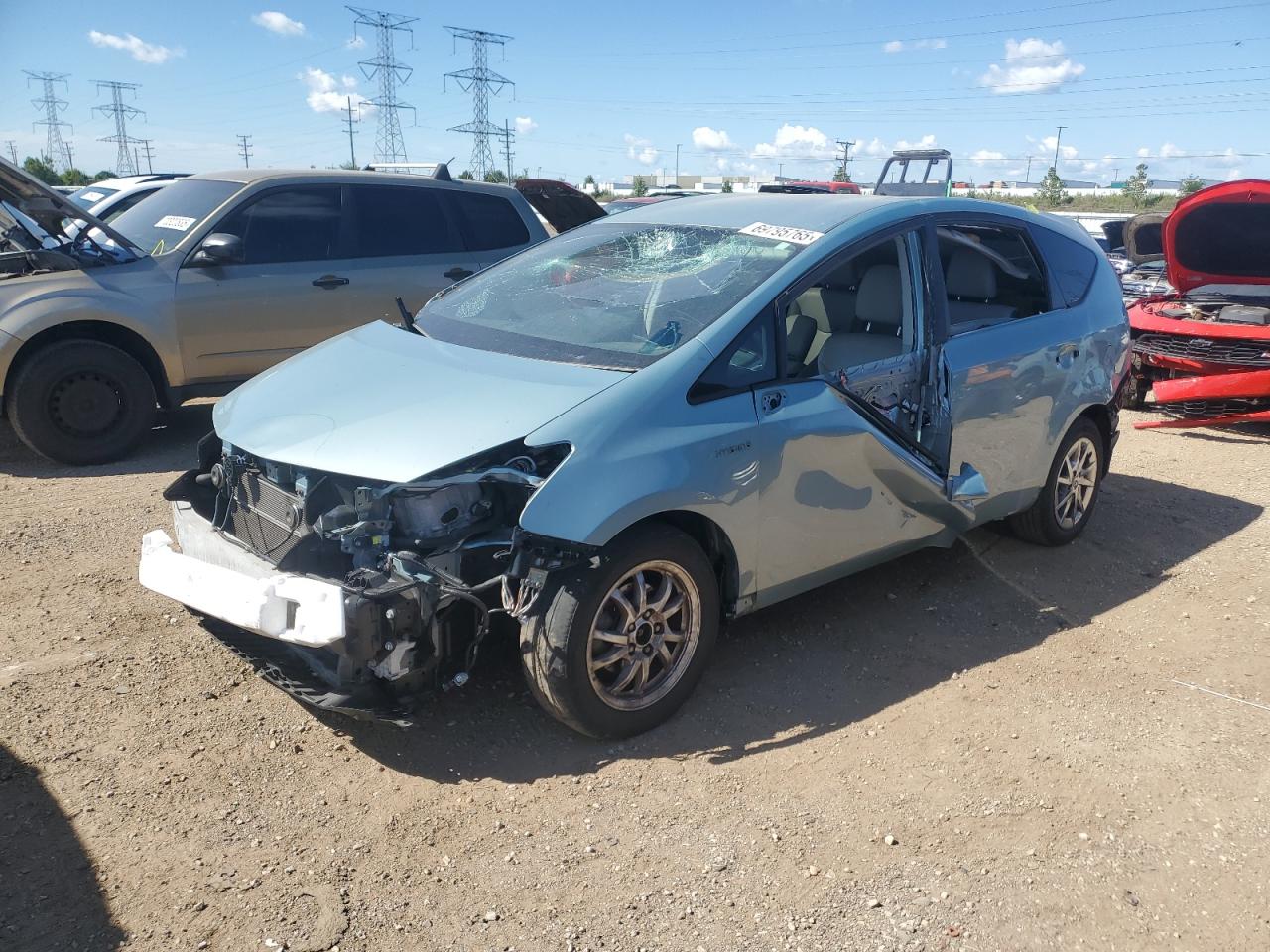 TOYOTA PRIUS V 2017