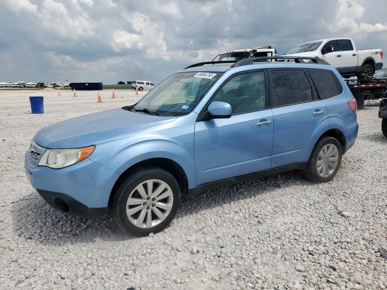 SUBARU FORESTER 2 2011