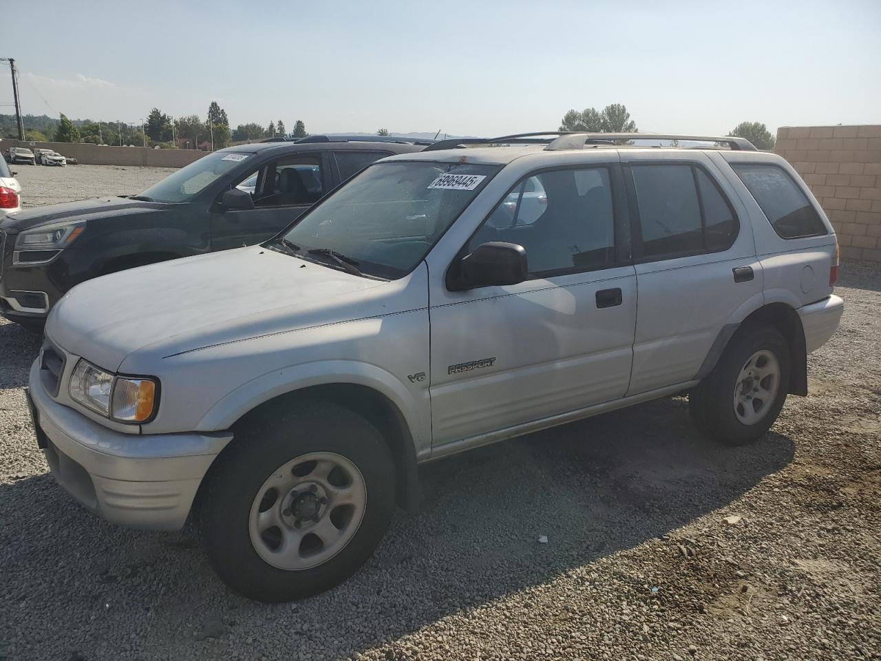 HONDA PASSPORT E 2000