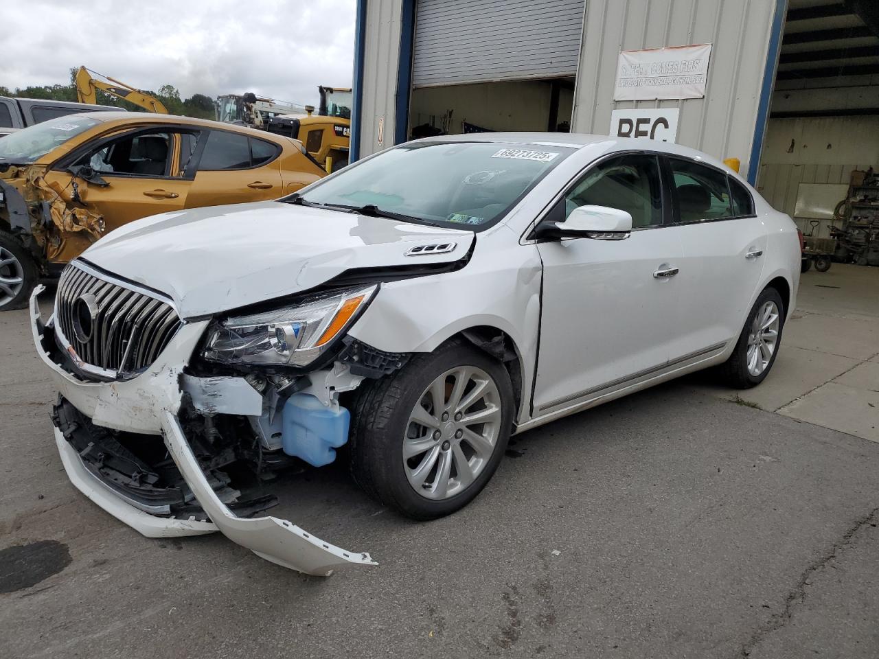 BUICK LACROSSE 2016
