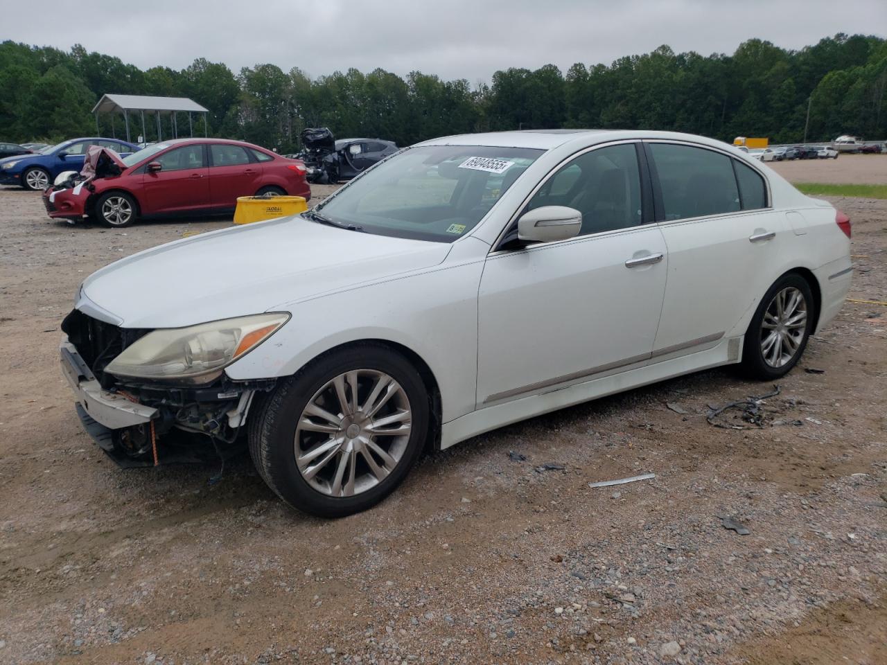 HYUNDAI GENESIS 4. 2012
