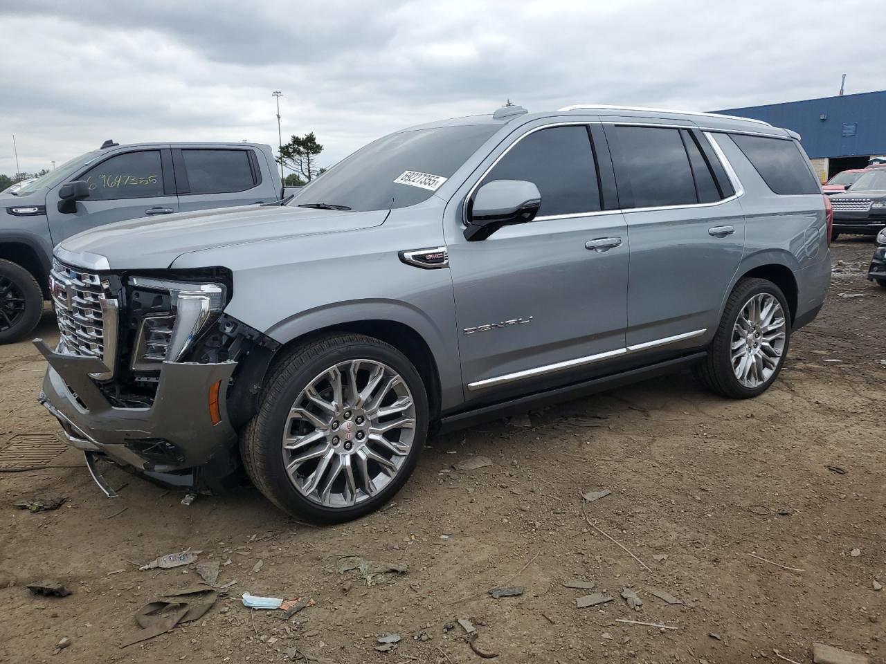 GMC YUKON DENA 2025