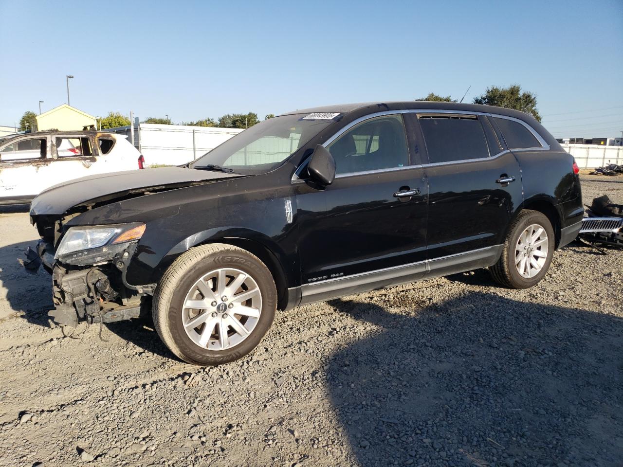 LINCOLN MKT 2016