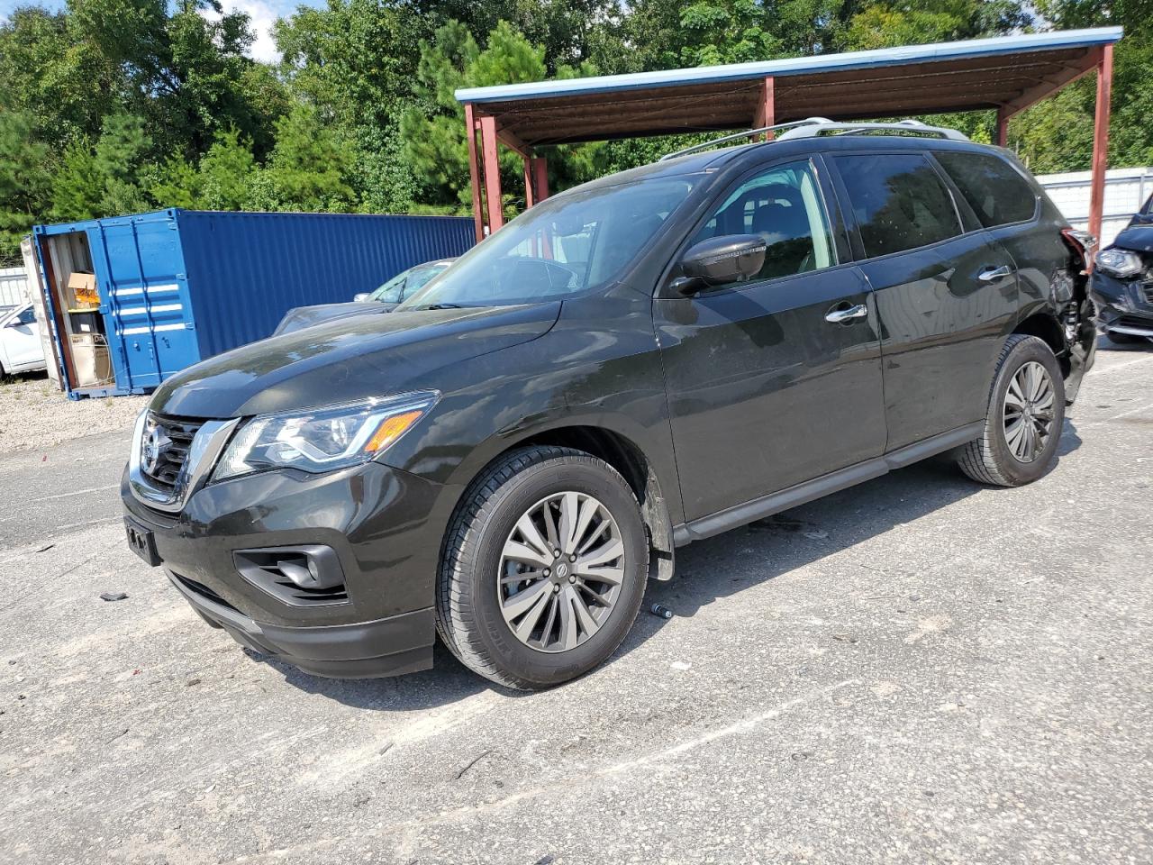 NISSAN PATHFINDER 2017