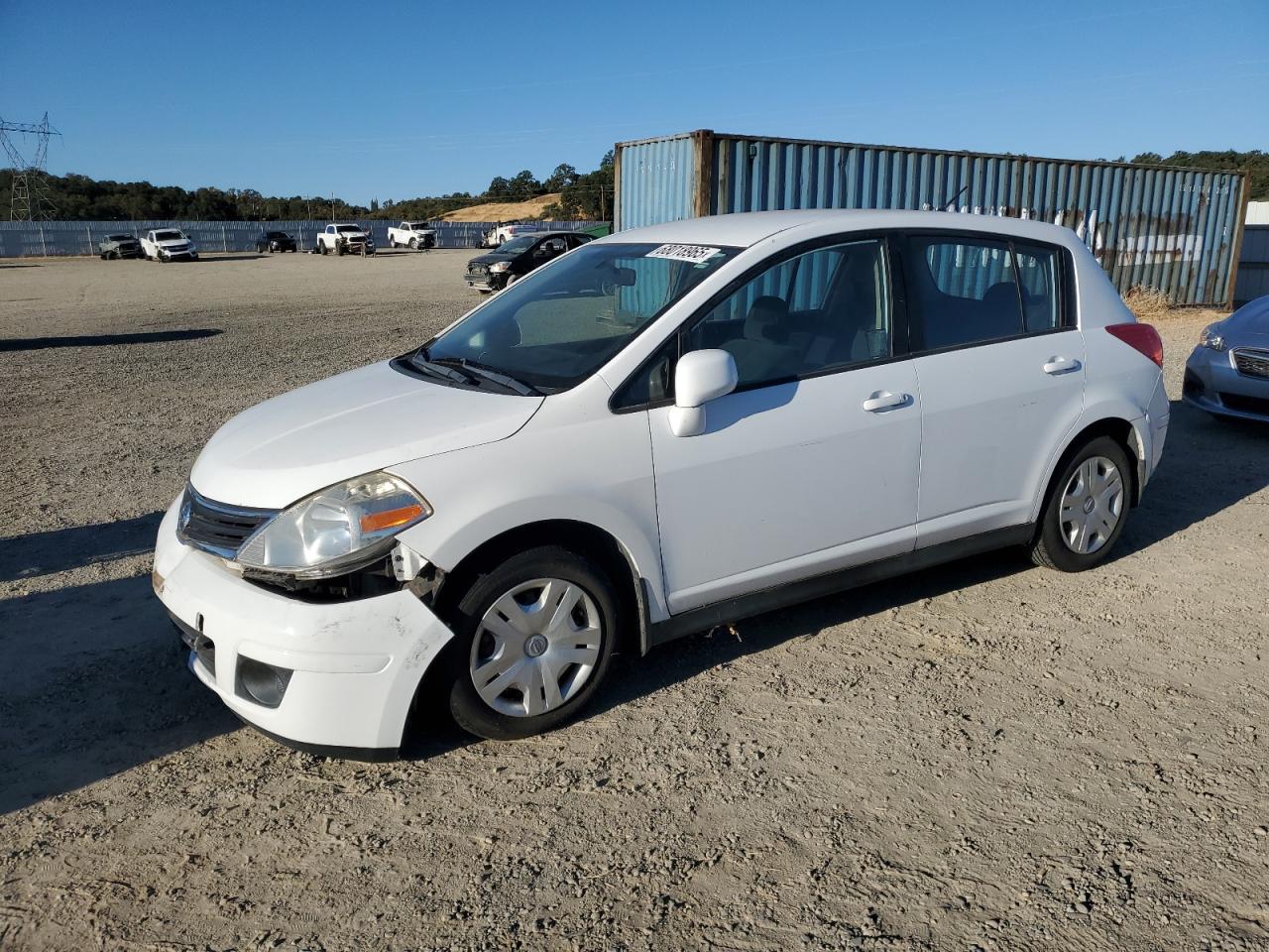 NISSAN VERSA S 2010