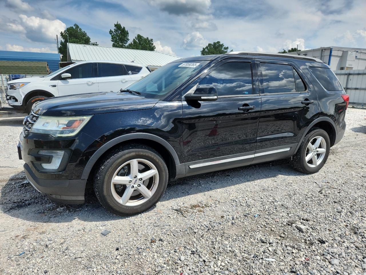 FORD EXPLORER XLT 2017