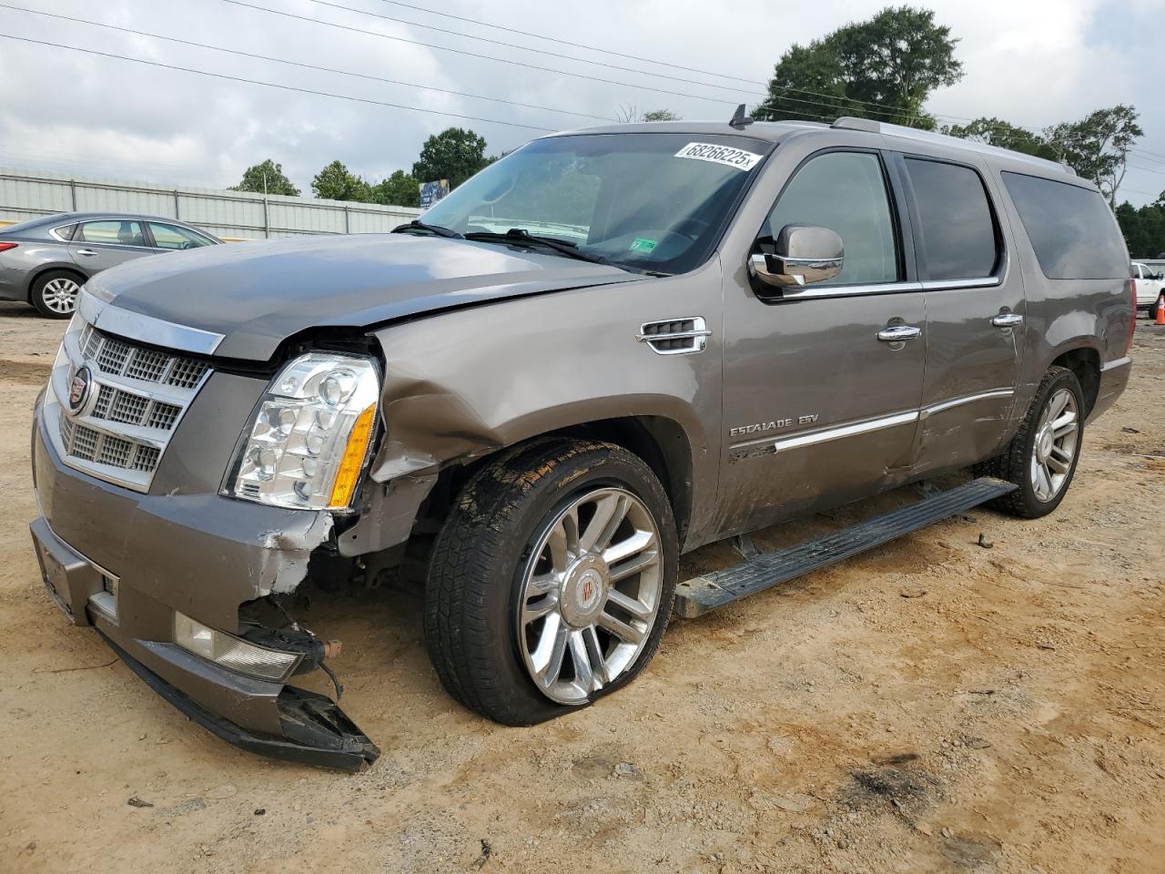 CADILLAC ESCALADE ESV PLATINUM 2012