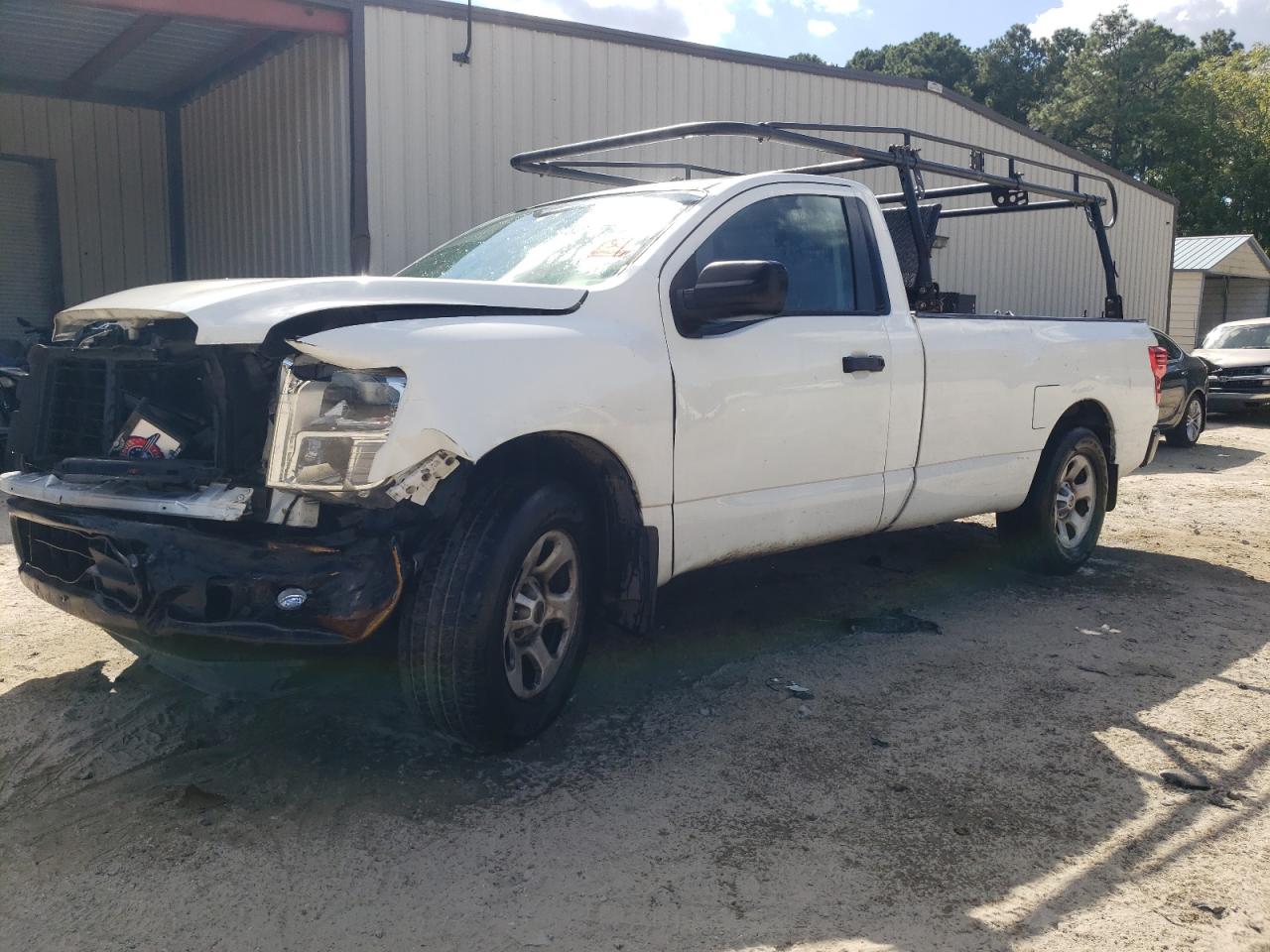 NISSAN TITAN S 2017
