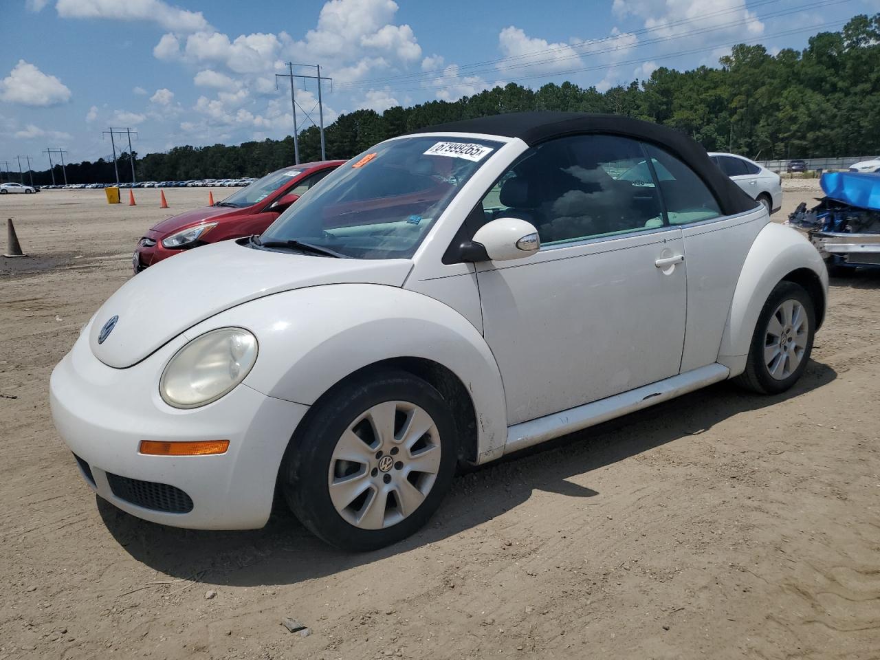 VOLKSWAGEN NEW BEETLE 2009