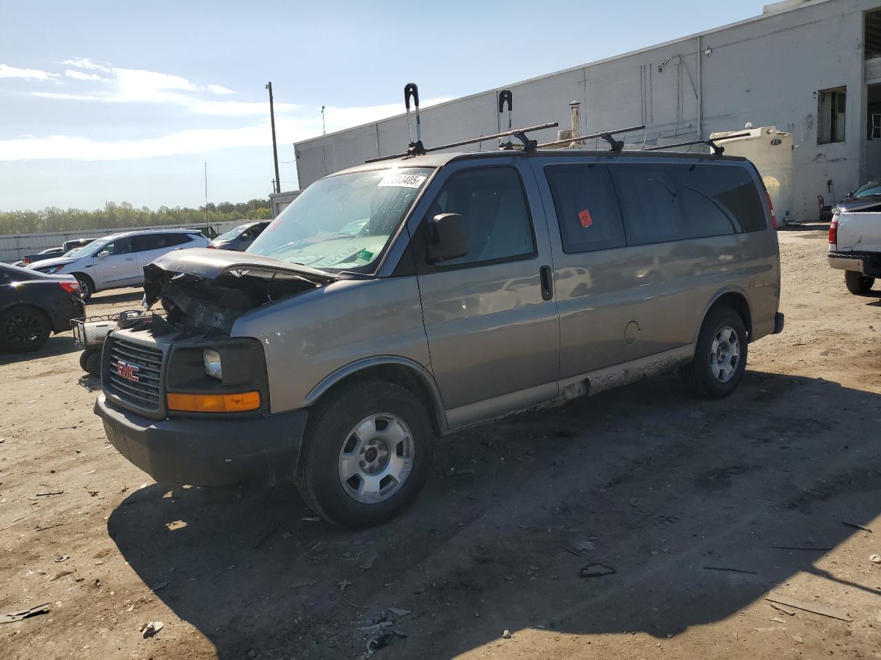 GMC SAVANA G1500 LS 2012