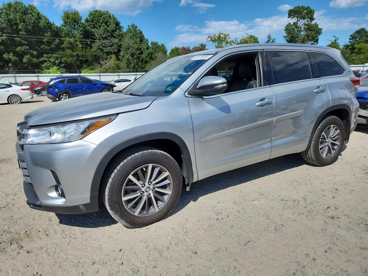 TOYOTA HIGHLANDER 2017