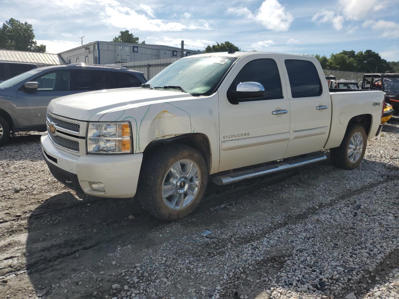 CHEVROLET SILVERADO 2013