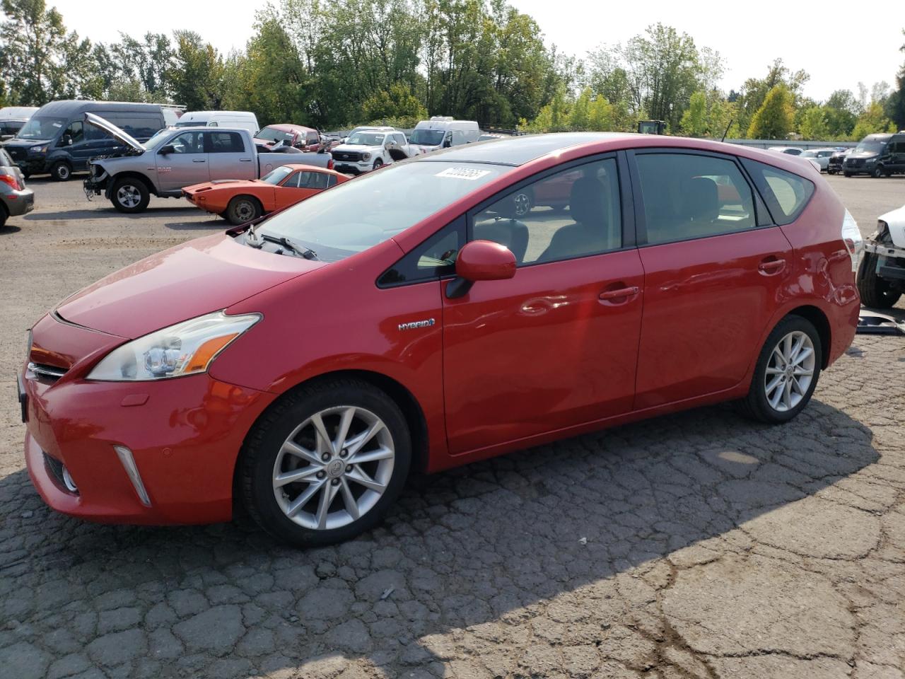 TOYOTA PRIUS V 2013