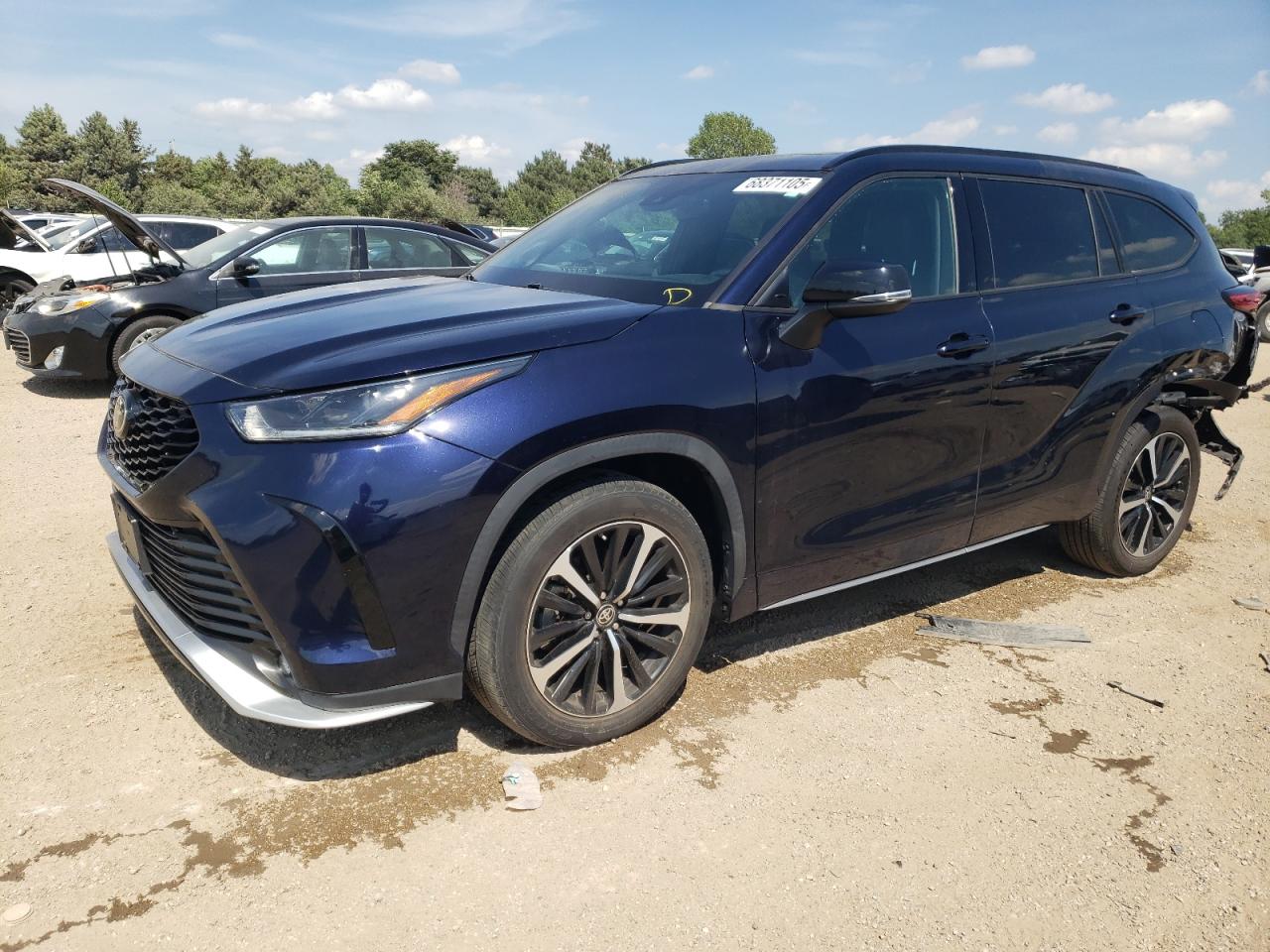 TOYOTA HIGHLANDER 2021
