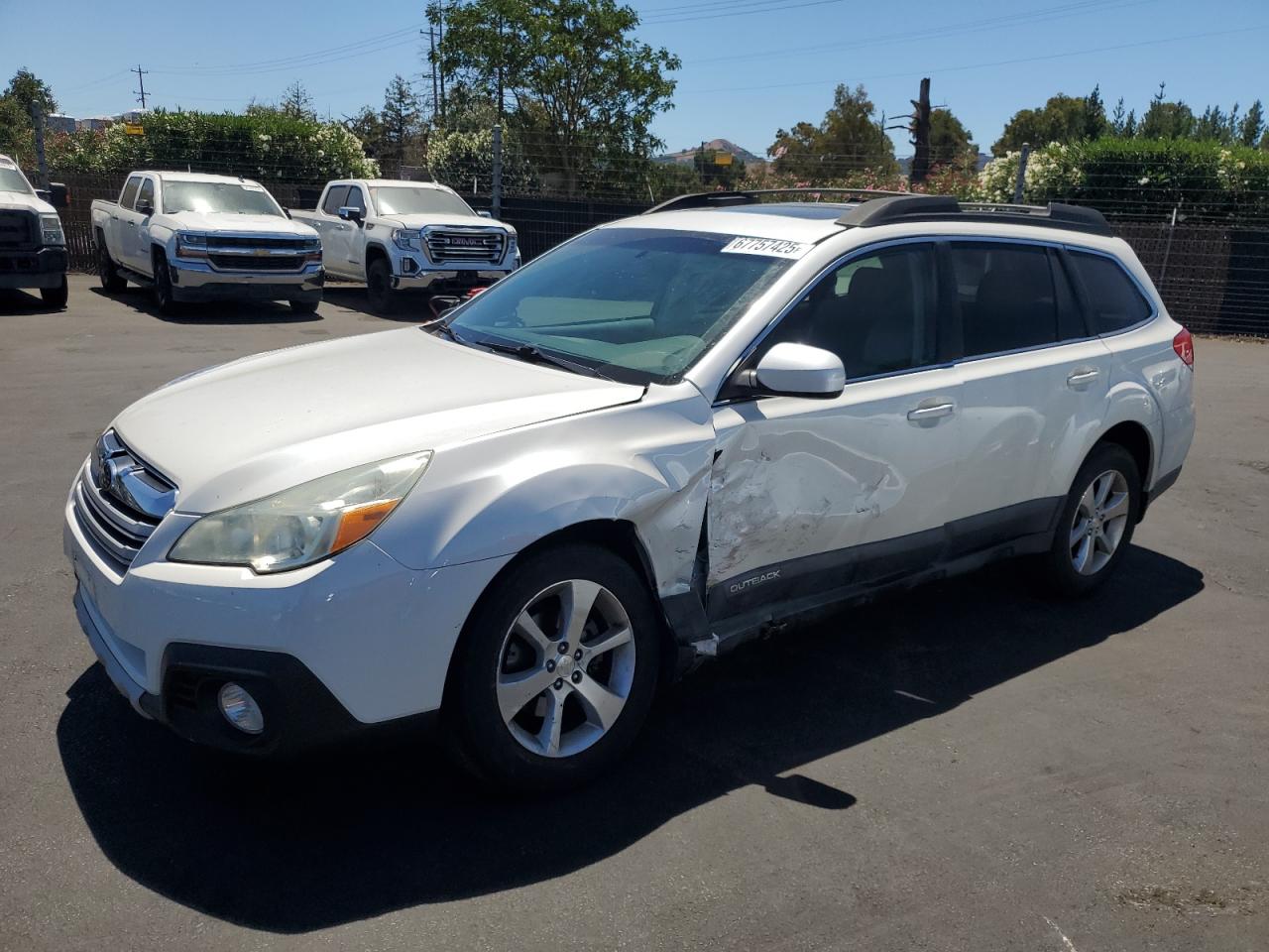 SUBARU OUTBACK 2. 2014