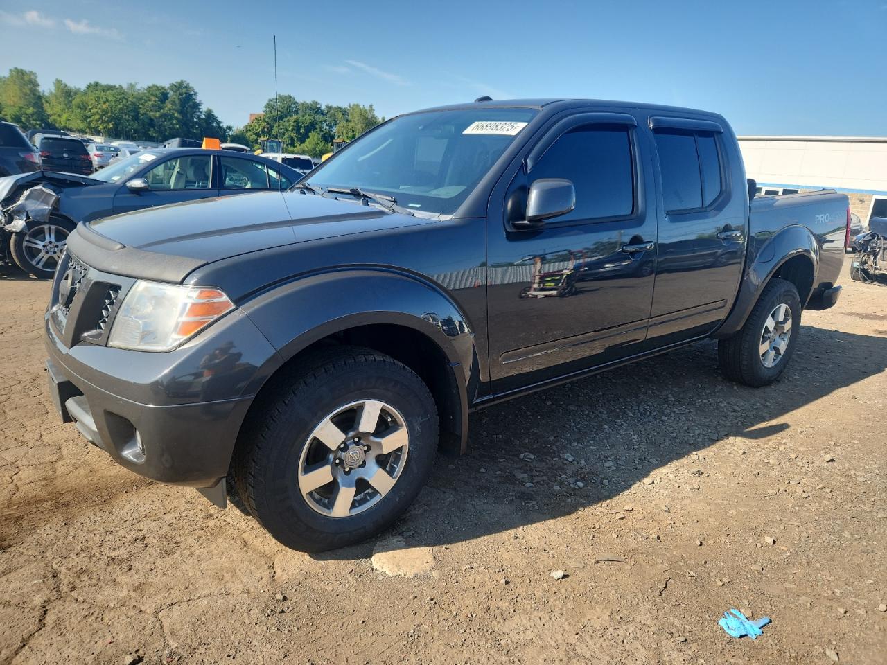 NISSAN FRONTIER C 2010
